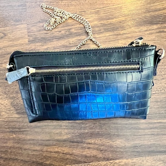 Guess Croc Crossbody Bag NWT - Picture 6 of 9